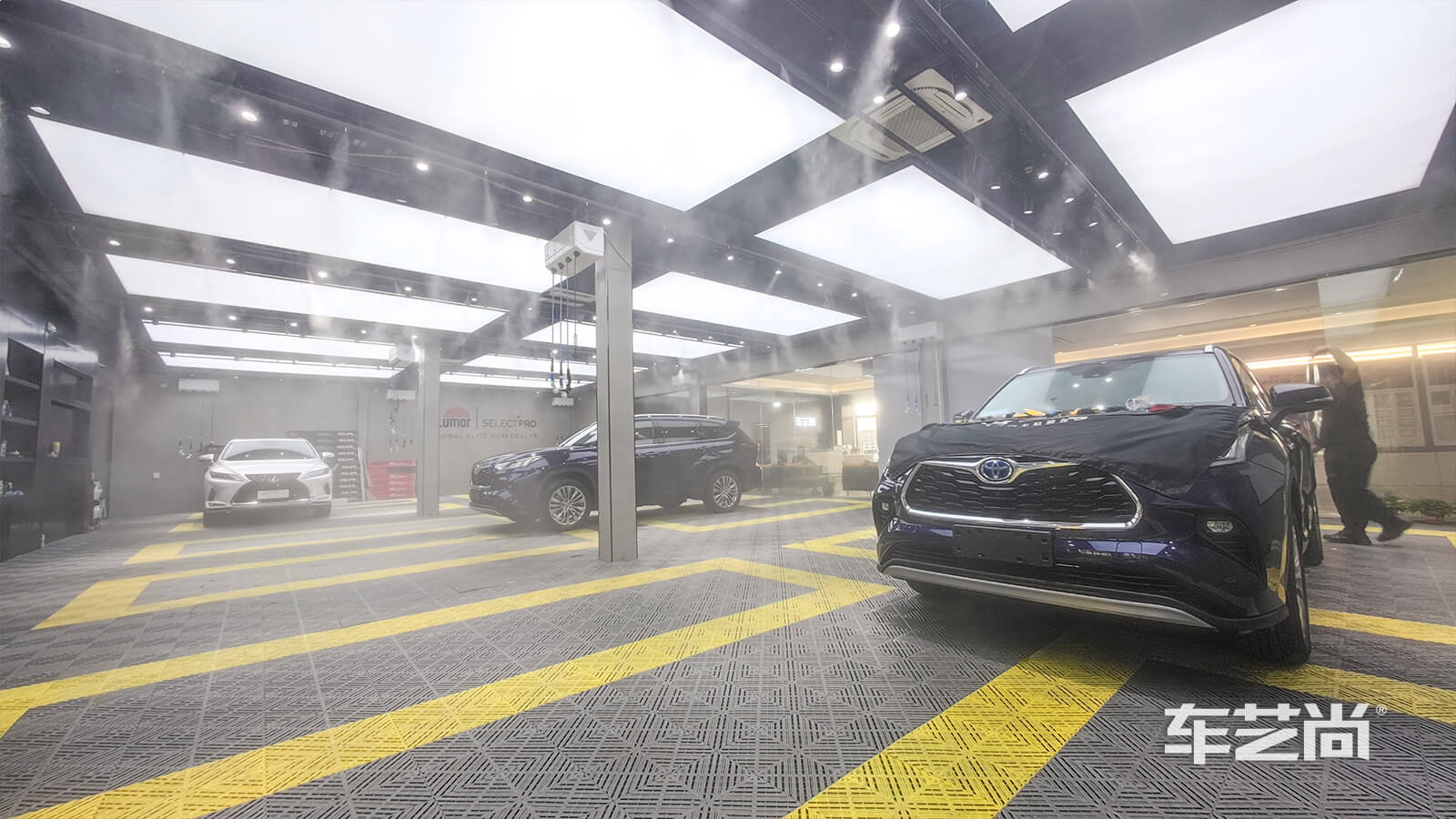 丰田汉兰达黑色施工龙膜玻璃膜（图1）