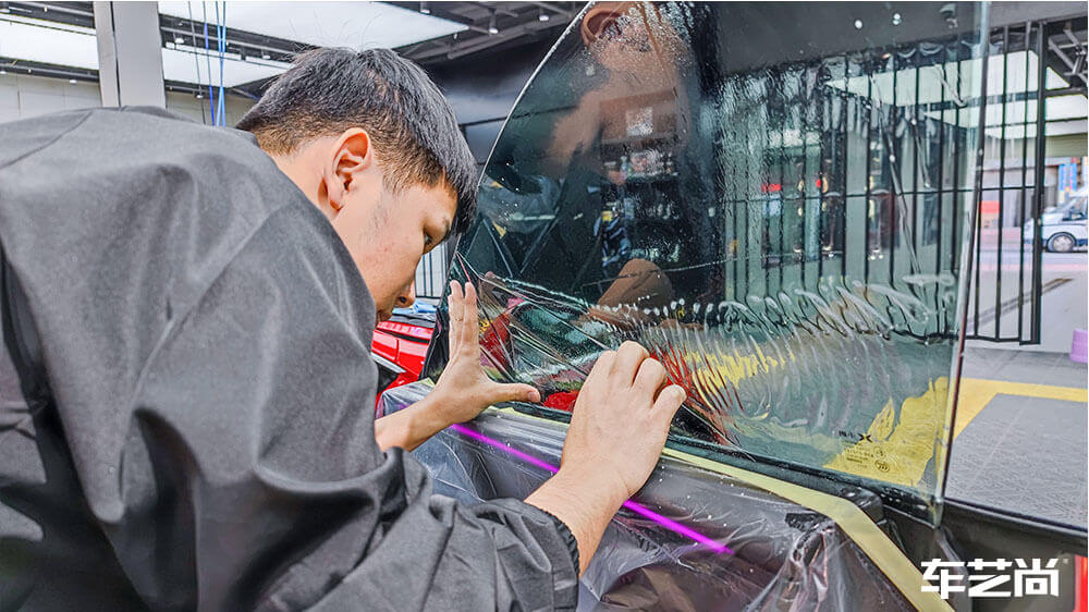 小鹏P7红色施工龙膜隔热膜畅悦80+35（图9）