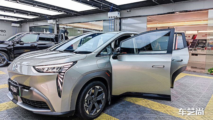 广汽AION施工龙膜隔热膜畅悦80+35（图15）