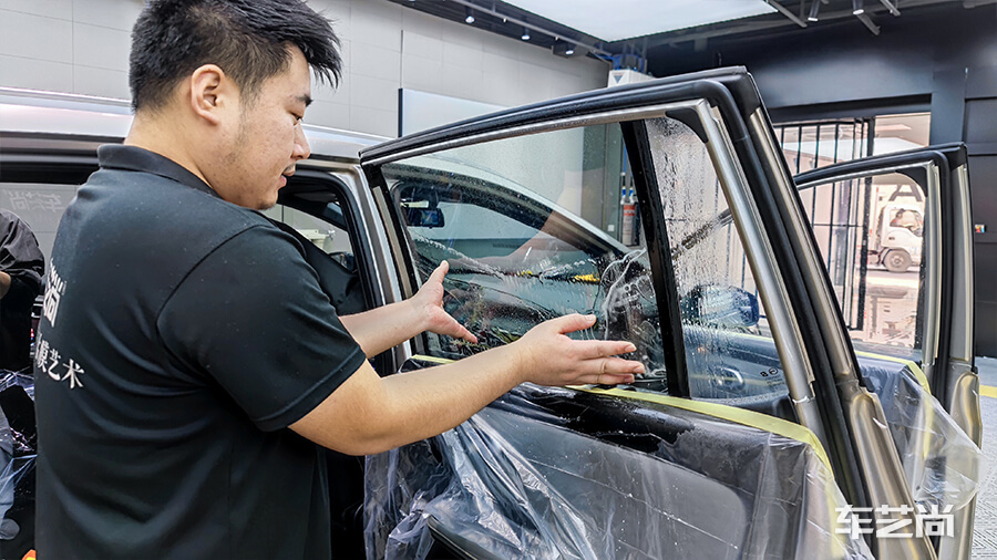 广汽AION施工龙膜隔热膜畅悦80+35（图10）