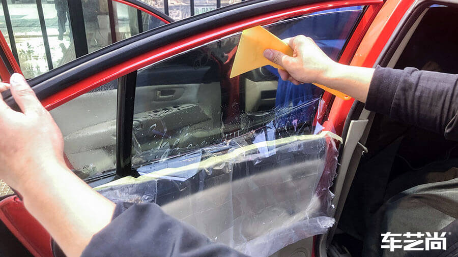 马自达3红色施工龙膜隔热膜畅悦80+35（图9）