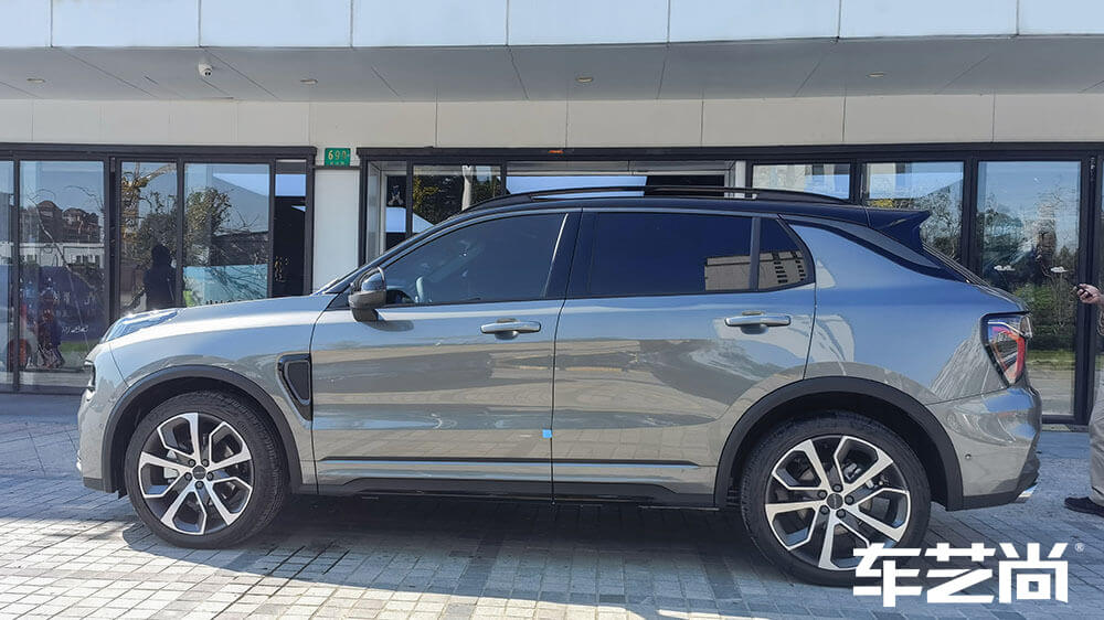 领克01灰色施工龙膜隔热膜（图10）