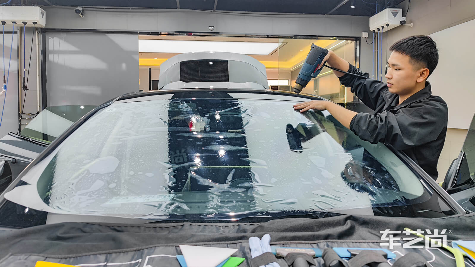 极氪01黑色施工龙膜隔热膜畅悦80+35+15（图6）