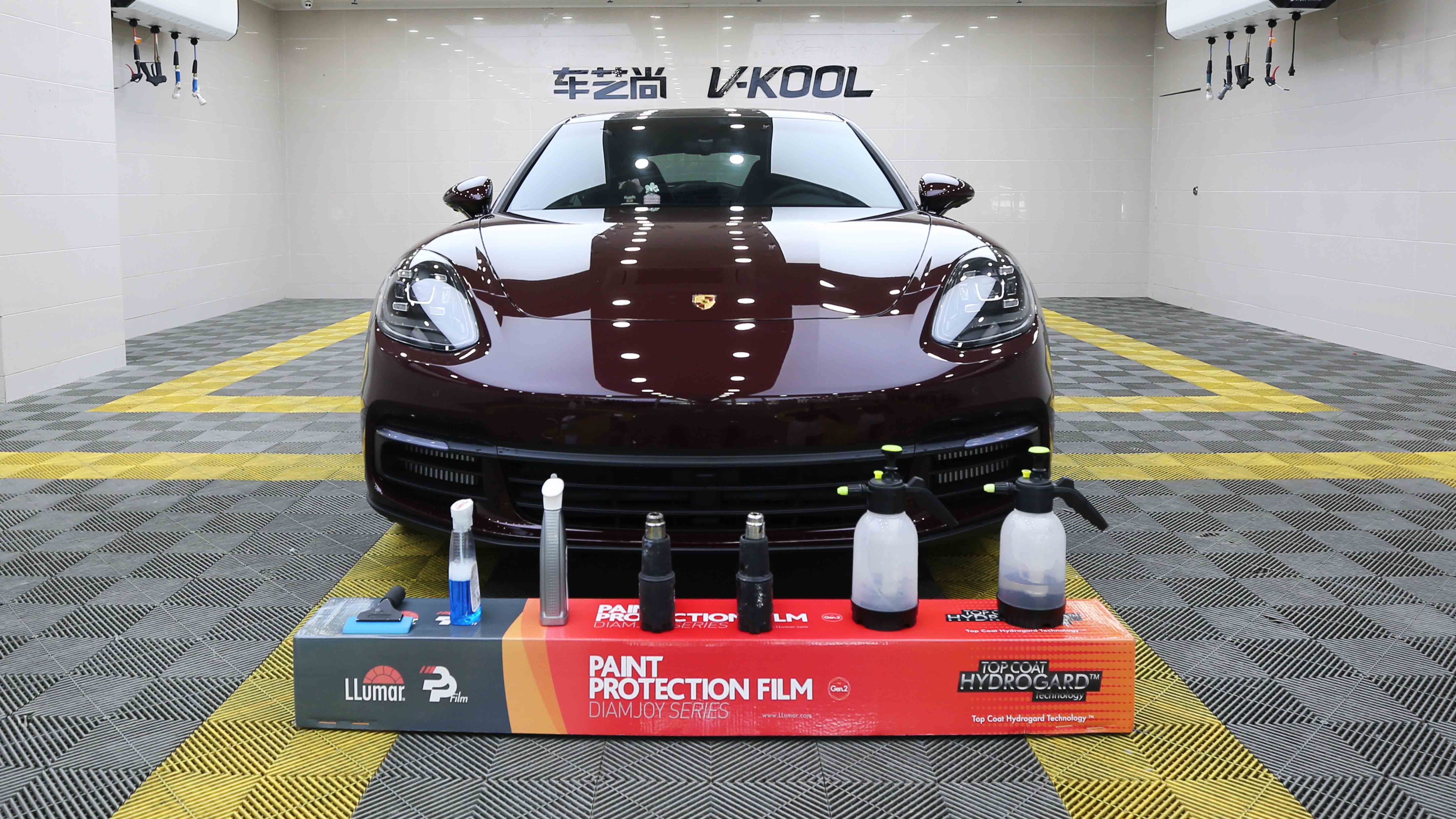 保时捷帕拉梅拉 龙膜隐形车衣漆面透明保护膜施工案例 -- 龙膜品牌